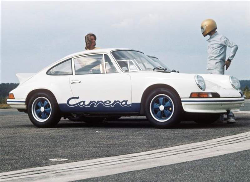 911 Carrera RS 2.7是保時捷911車系中的一款標志性杰作，亦是首款以「Carrera」命名，并將Carrera名稱印上車身的車款。 （圖片來源：TAG Heuer）