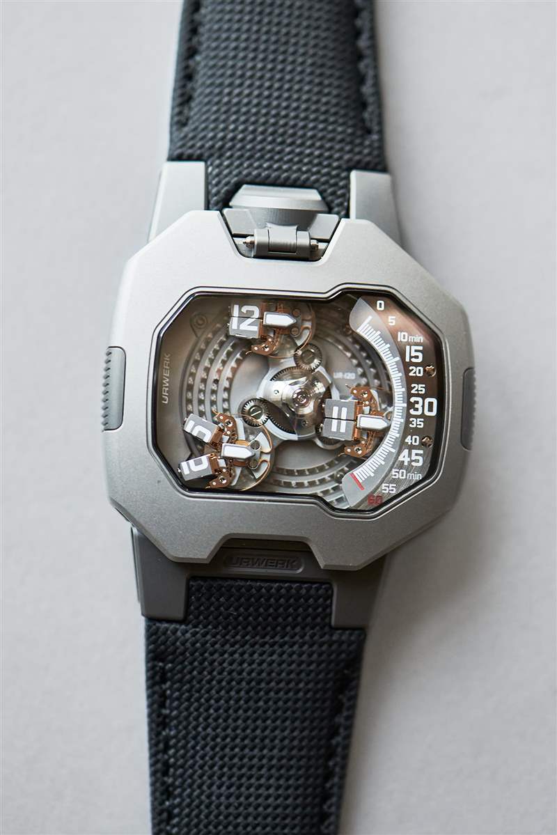 Urwerk UR-120 斯波克